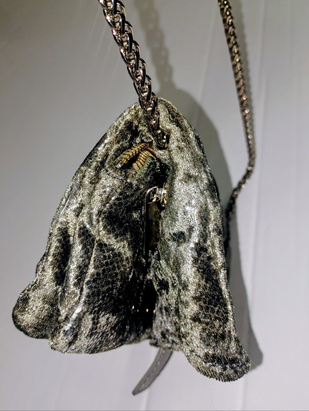 Metallic Silver Crossbody Clutch with Chain Strap - Picture 5 of 8